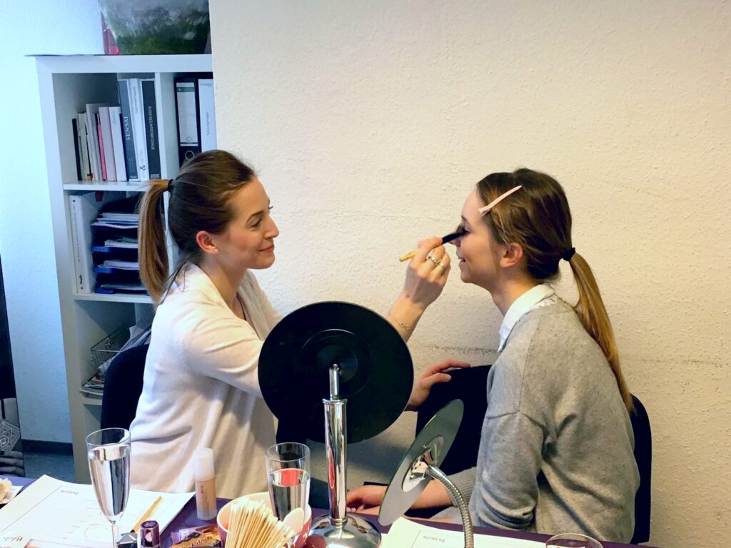 Der Benefit Makeup Workshop in Heilbronn + Schminktipps 13 benefit makeup seminar nachbar schminken11