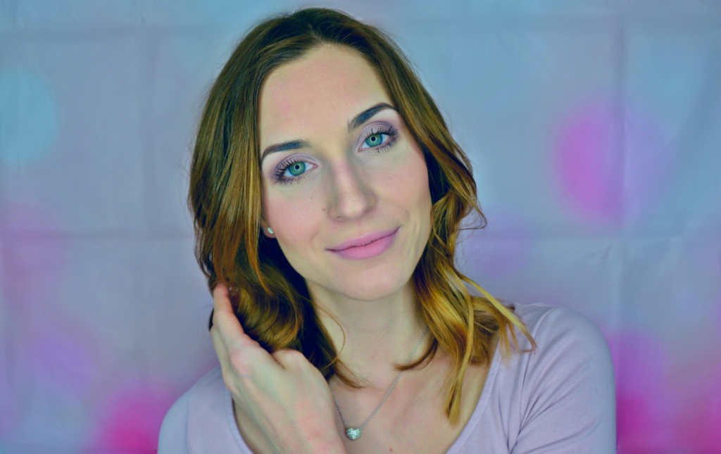 Valentine's Day Makeup: Styling für den Valentinstag 3 valentines day haare1